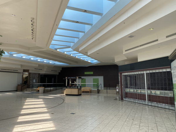 Lakeview Square Mall - May 29 2022 (newer photo)